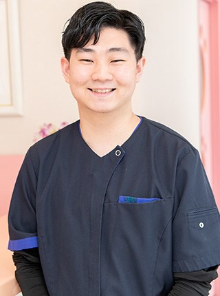 看護師 中村 光志